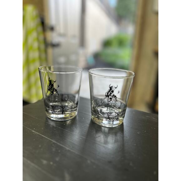 Vintage Schlitz Malt Liquor Glasses – Black Bull Logo – Set of 2 – Barware - Picture 1 of 4